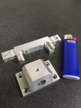 精密機器部品加工アルミ10