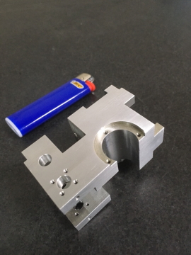 精密機器部品加工アルミ11