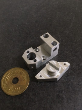 精密機器部品加工アルミ18